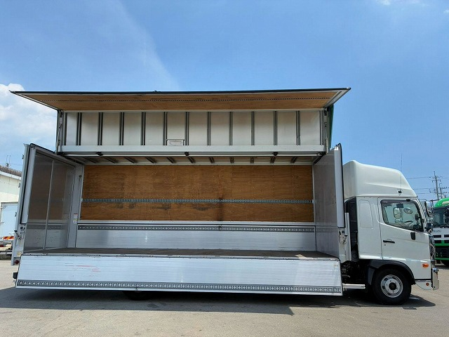 保証対象車両 車検付 ハイルーフ ワンオーナー ベッド付き|中古トラックの販売・買取・査定のアイナビ