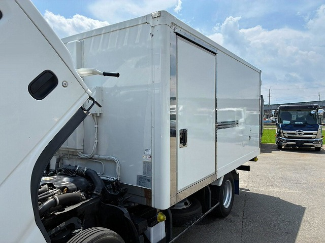 保証対象車両 車検付 ショート 東プレ 2t積載 150馬力|中古トラックの販売・買取・査定のアイナビ