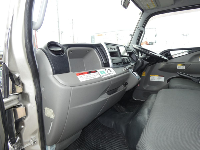H30 高所作業車　オートマ ETC　電動ミラー　電工仕様9.7m|中古トラックの販売・買取・査定のアイナビ