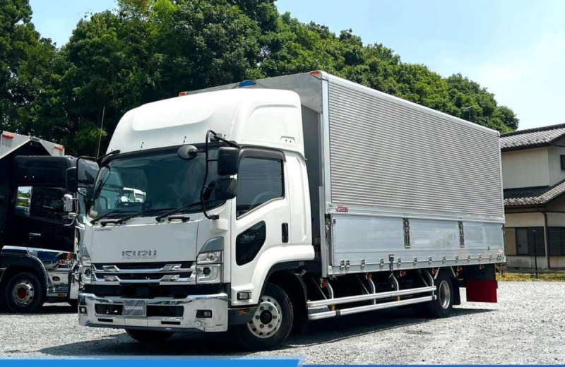 ワイド ベッド付 ハイルーフ エアサス 融雪仕様 車検付|中古トラックの販売・買取・査定のアイナビ