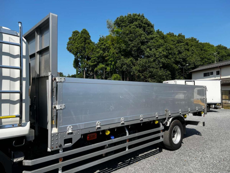 平ボディー　ベッド付　増トン　小平産業　積載8.5t|中古トラックの販売・買取・査定のアイナビ