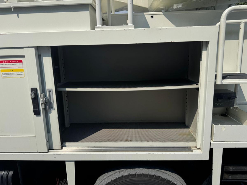 タダノ AT-100TTE　電工仕様　9.9m　絶縁バケット200kg　AT|中古トラックの販売・買取・査定のアイナビ