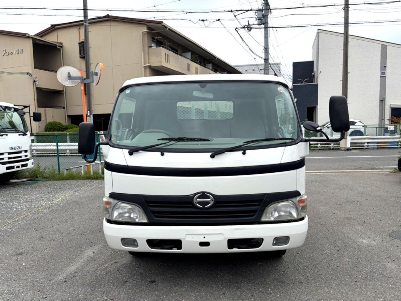 平成23年 日野デュトロ3t平ボディ ワイドロング低床 BDG-XZU414M|中古トラックの販売・買取・査定のアイナビ