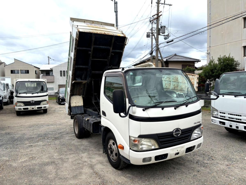 平成22年 日野デュトロ3tダンプ 高床 コボレーン付 BKG-XZU324T|中古トラックの販売・買取・査定のアイナビ