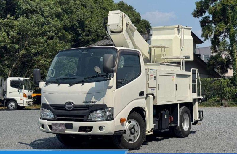 タダノ AT-100TTE　電工仕様　9.9m　絶縁バケット200kg　AT|中古トラックの販売・買取・査定のアイナビ