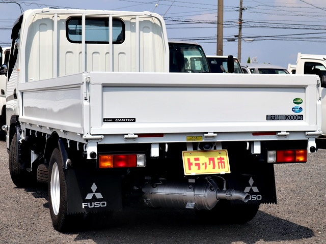 全低床　平ボディ　積載2t　標準10尺　車両総重量5t未満|中古トラックの販売・買取・査定のアイナビ