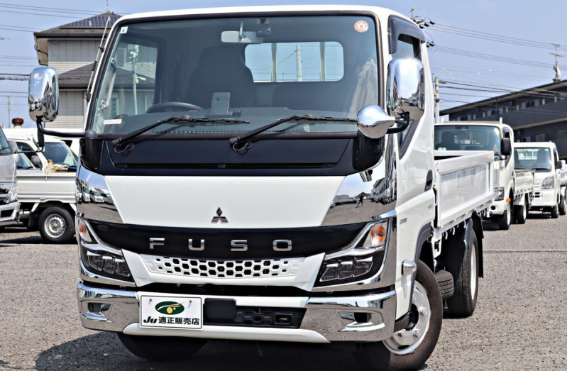 全低床　平ボディ　積載2t　標準10尺　車両総重量5t未満|中古トラックの販売・買取・査定のアイナビ