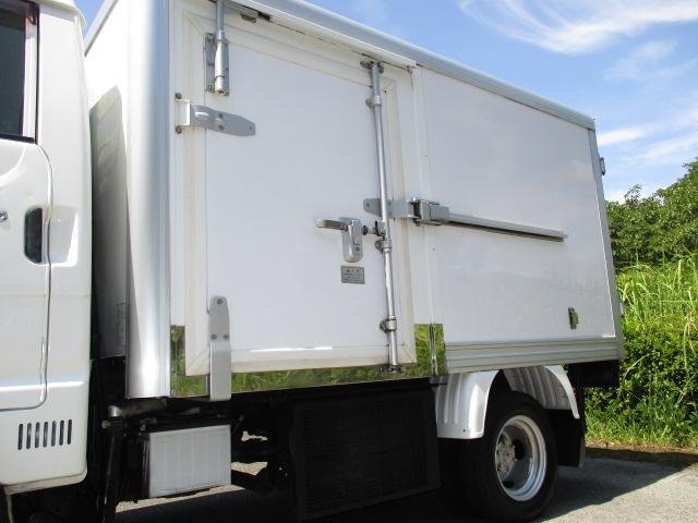 日産 バン車|中古トラックの販売・買取・査定のアイナビ