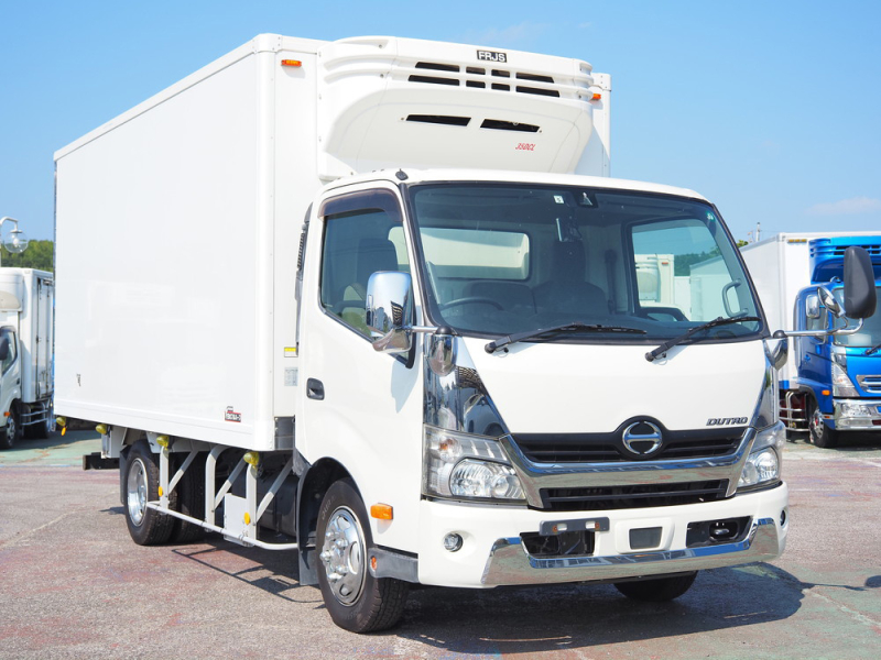 日野 冷凍バン デュトロ|中古トラックの販売・買取・査定のアイナビ