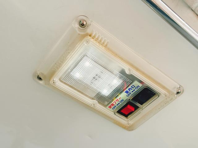 日産 その他|中古トラックの販売・買取・査定のアイナビ