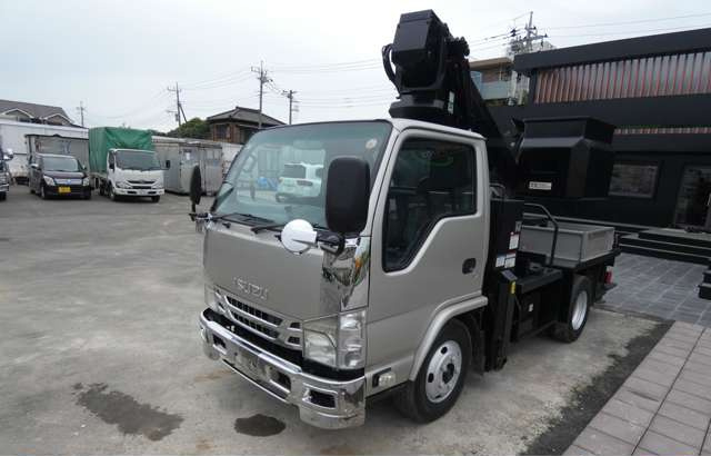 高所作業車　マニュアル6速　260611|中古トラックの販売・買取・査定のアイナビ