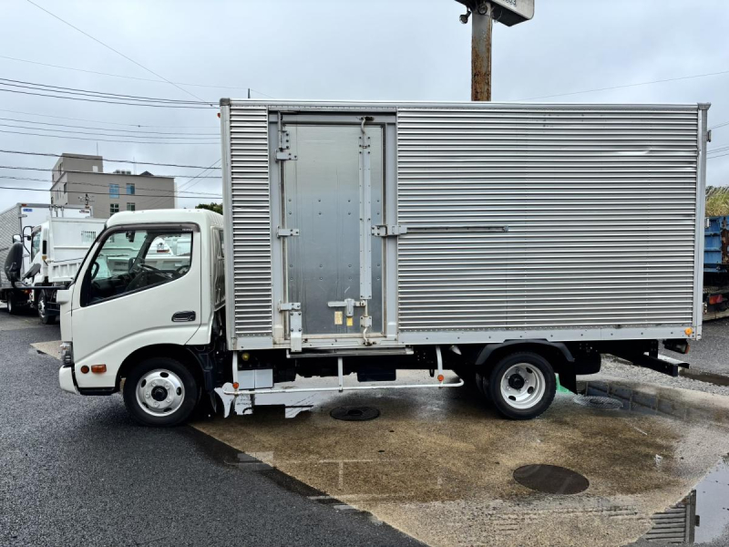 デュトロ　標準ロングアルミバン　積載2000kg|中古トラックの販売・買取・査定のアイナビ