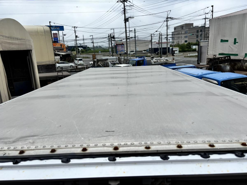 エルフ　標準ロング　アルミバン　積載2000kg|中古トラックの販売・買取・査定のアイナビ