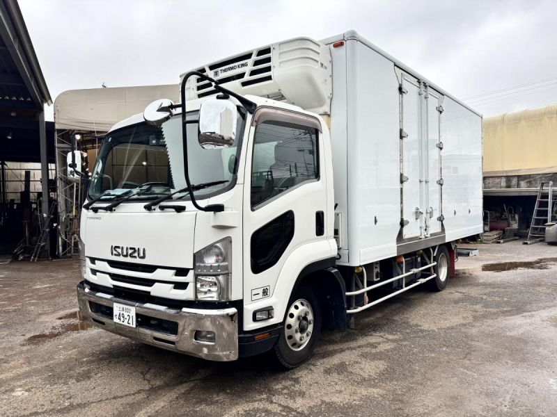 ワイド幅　冷蔵冷凍車　格納ゲート付き　低温　スタンバイ付き|中古トラックの販売・買取・査定のアイナビ
