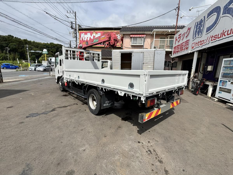 3段クレーンラジコン付き　ボディ435cm　積載3400kg|中古トラックの販売・買取・査定のアイナビ