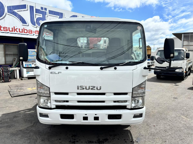 3段クレーンラジコン付き　ボディ435cm　積載3400kg|中古トラックの販売・買取・査定のアイナビ