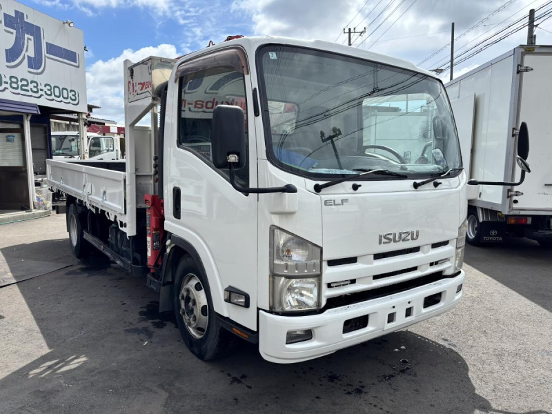 3段クレーンラジコン付き　ボディ435cm　積載3400kg|中古トラックの販売・買取・査定のアイナビ