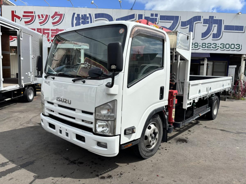 3段クレーンラジコン付き　ボディ435cm　積載3400kg|中古トラックの販売・買取・査定のアイナビ