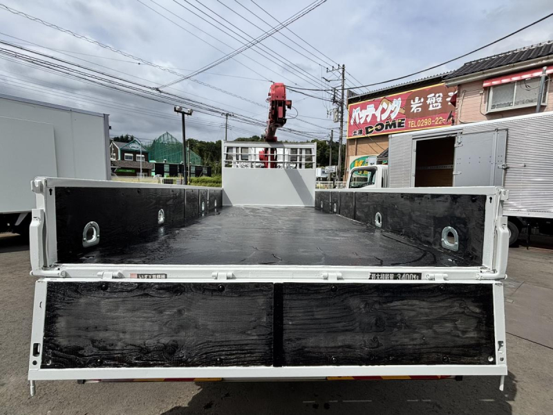 3段クレーンラジコン付き　ボディ435cm　積載3400kg|中古トラックの販売・買取・査定のアイナビ