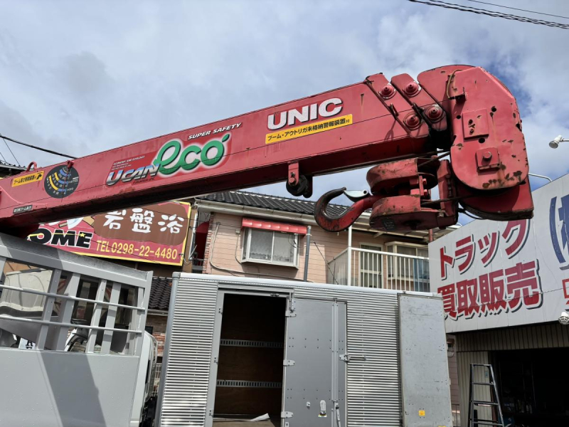 3段クレーンラジコン付き　ボディ435cm　積載3400kg|中古トラックの販売・買取・査定のアイナビ