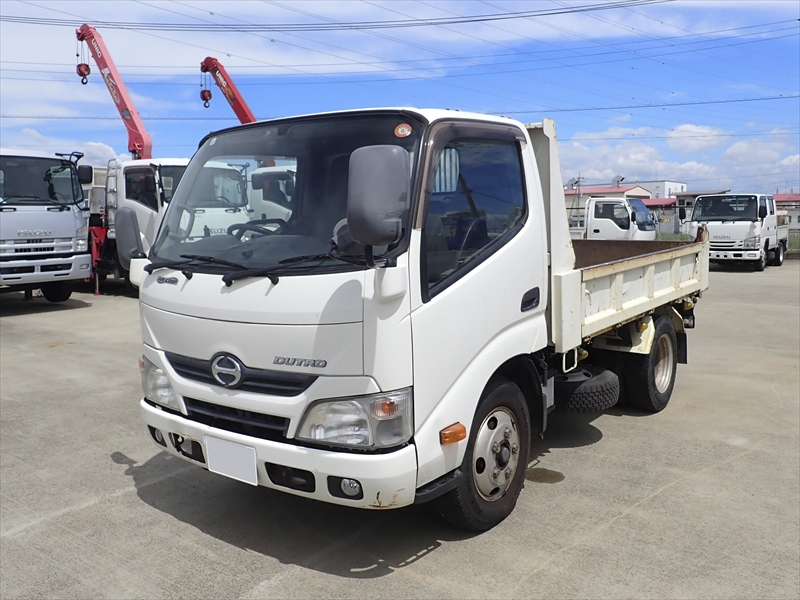 【353191】小型　極東開発工業製　三方開　土砂ダンプ|中古トラックの販売・買取・査定のアイナビ