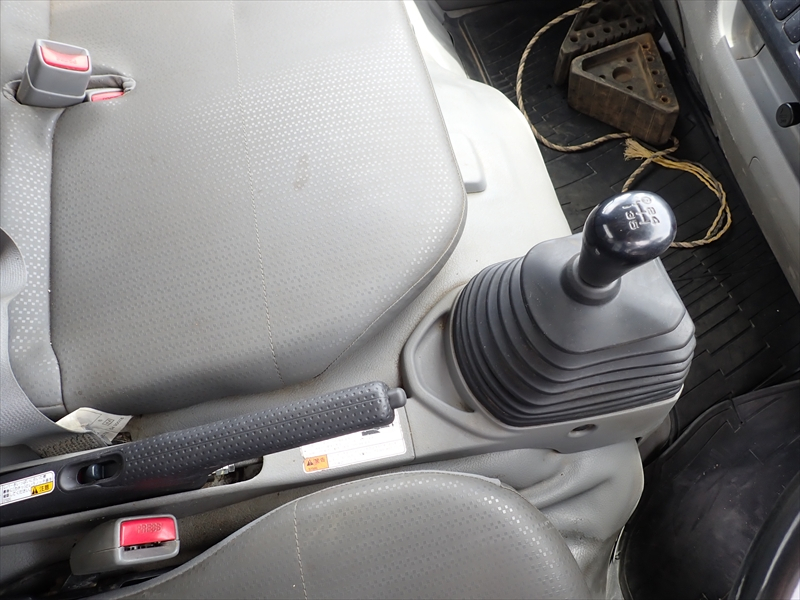 【353191】小型　極東開発工業製　三方開　土砂ダンプ|中古トラックの販売・買取・査定のアイナビ