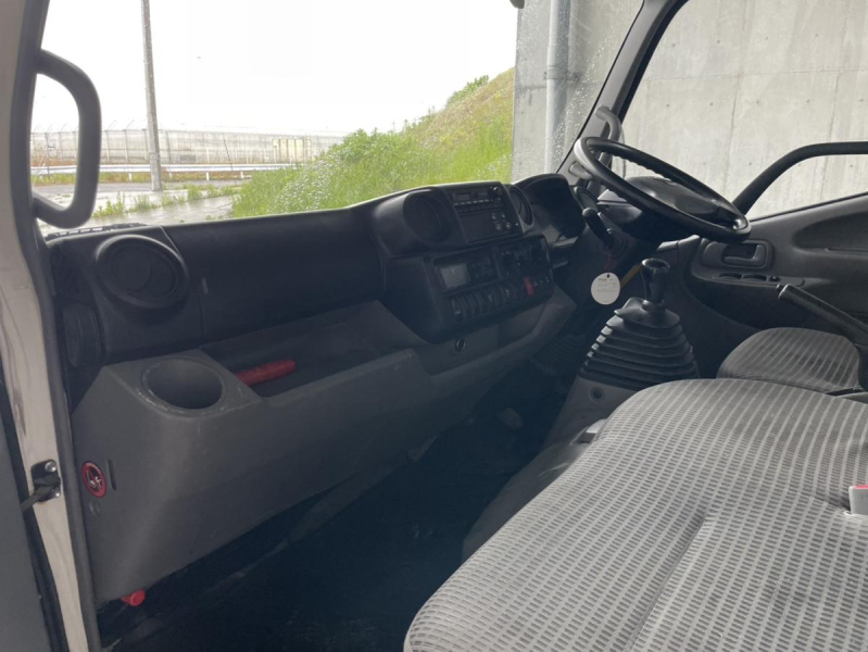 平成29年 ダイナ 冷凍車 ‐30℃設定 低温 4WD 5速 サイドドア|中古トラックの販売・買取・査定のアイナビ