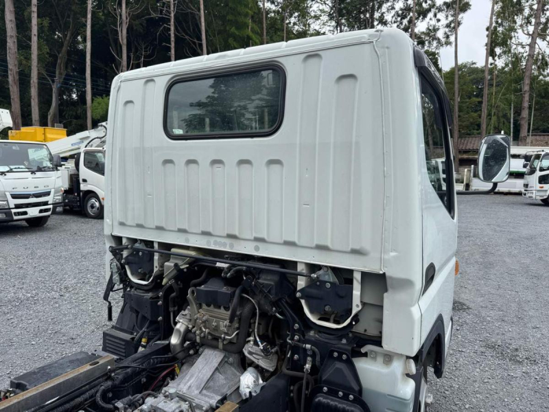 強化ダンプ　10尺　全低床　新明和　DR2-0110SY|中古トラックの販売・買取・査定のアイナビ