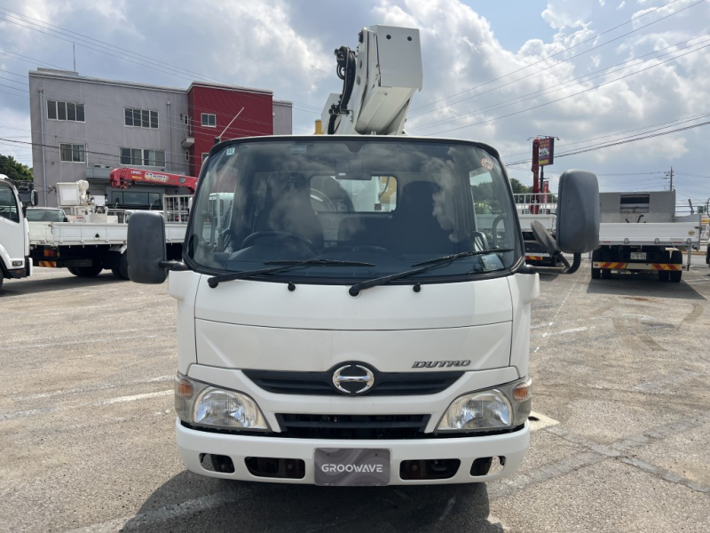4WD アイチ 電工仕様 9.9m 絶縁バケット200 上物年次点検済|中古トラックの販売・買取・査定のアイナビ