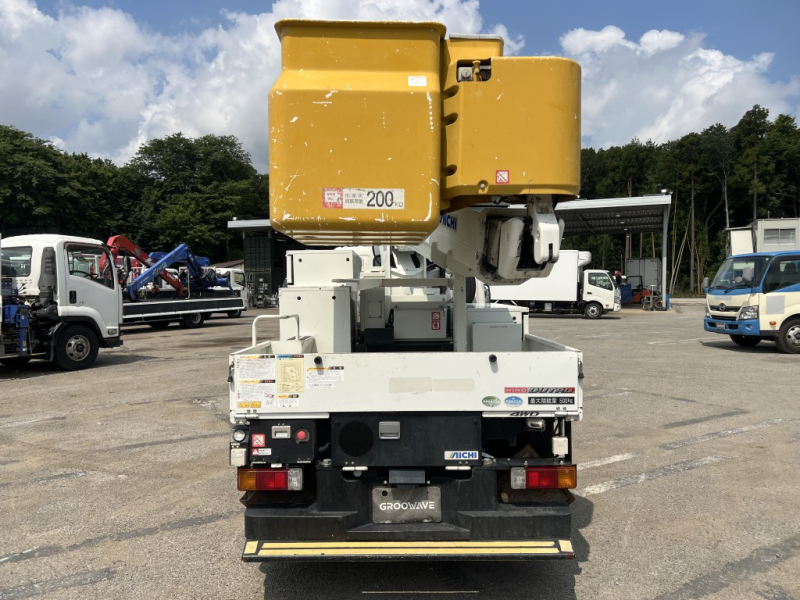 4WD アイチ 電工仕様 9.9m 絶縁バケット200 上物年次点検済|中古トラックの販売・買取・査定のアイナビ