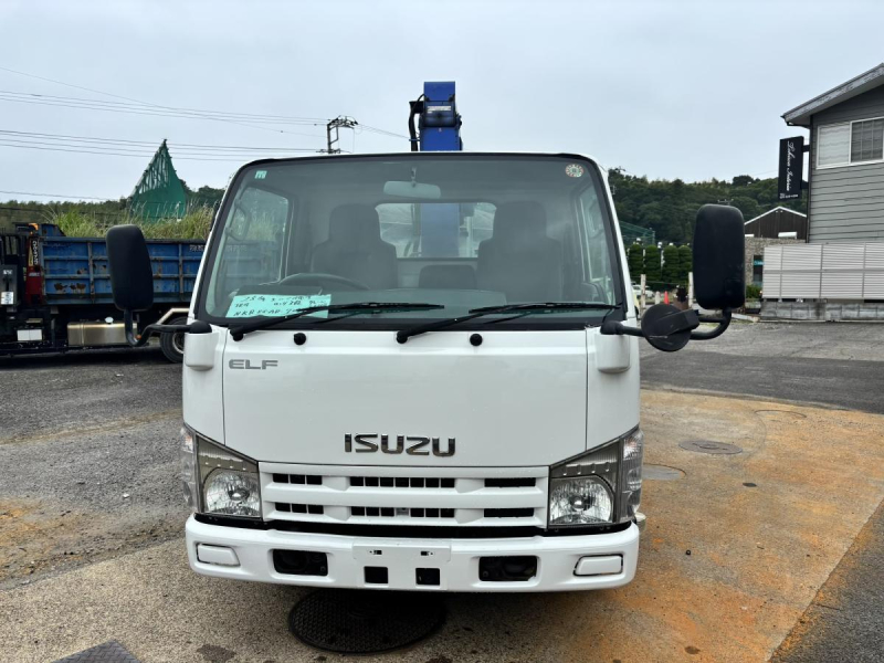 標準ロング　3段クレーンラジコン付き　積載2000kg|中古トラックの販売・買取・査定のアイナビ