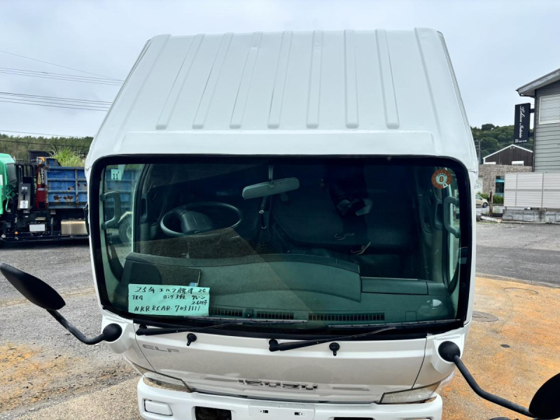 標準ロング　3段クレーンラジコン付き　積載2000kg|中古トラックの販売・買取・査定のアイナビ