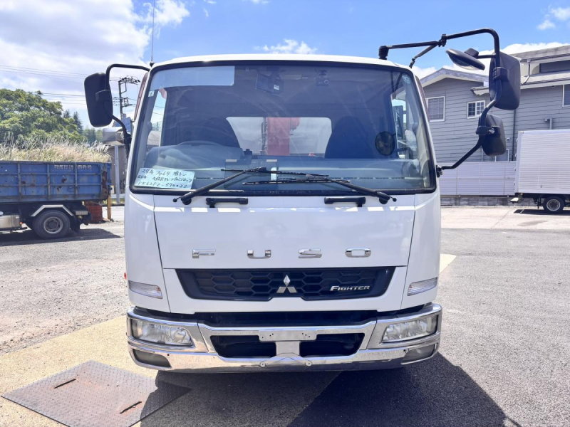 ファイター増トン　4段クレーンラジコン付き|中古トラックの販売・買取・査定のアイナビ