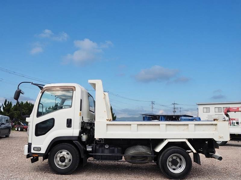 いすゞ フォワード ダンプ 極東製 Lゲートダンプ 積載3.6t|中古トラックの販売・買取・査定のアイナビ
