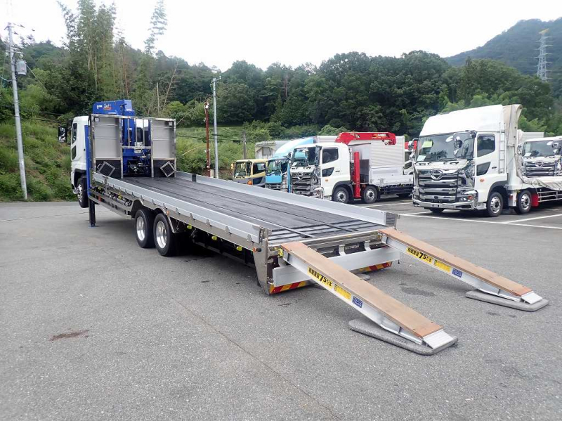 3軸低床　ステンレスボデー　タダノ　4段　ウィンチ　Rエアサス|中古トラックの販売・買取・査定のアイナビ