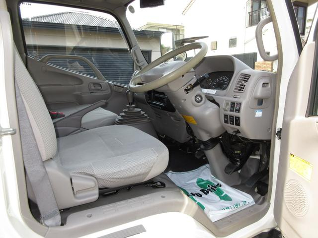 日野 バン車 デュトロ|中古トラックの販売・買取・査定のアイナビ