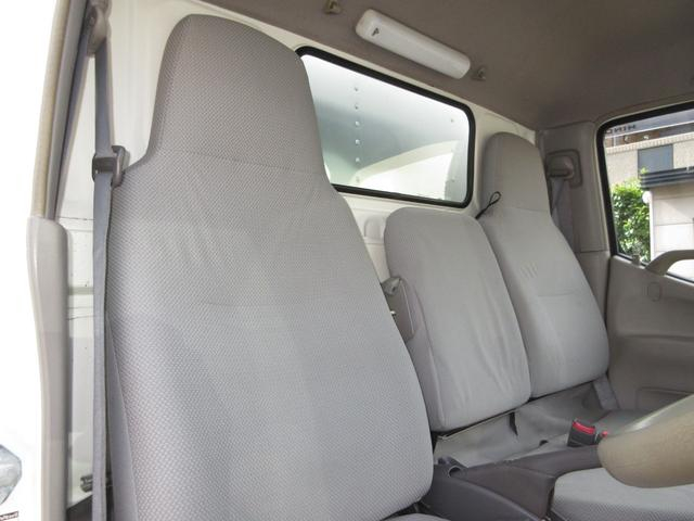 日野 バン車 デュトロ|中古トラックの販売・買取・査定のアイナビ