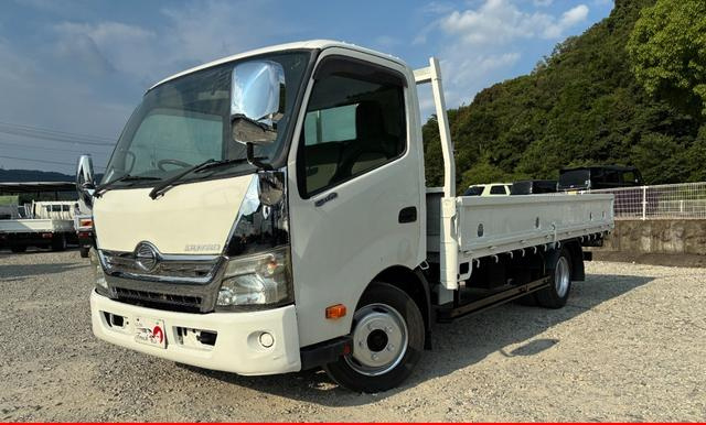 日野 平ボディ デュトロ|中古トラックの販売・買取・査定のアイナビ