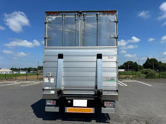 UDトラックス ウイング車 クオン|中古トラックの販売・買取・査定のアイナビ