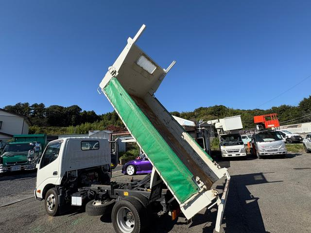 日野 ダンプ デュトロ|中古トラックの販売・買取・査定のアイナビ