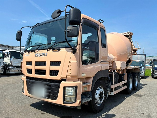 車検付 3軸2デフ 6×4 新明和工業 電動ホッパー 380馬力|中古トラックの販売・買取・査定のアイナビ