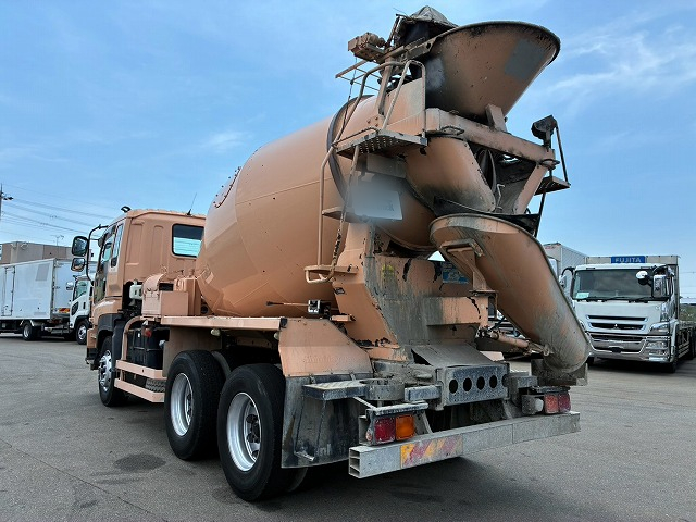 車検付 3軸2デフ 6×4 新明和工業 電動ホッパー 380馬力|中古トラックの販売・買取・査定のアイナビ
