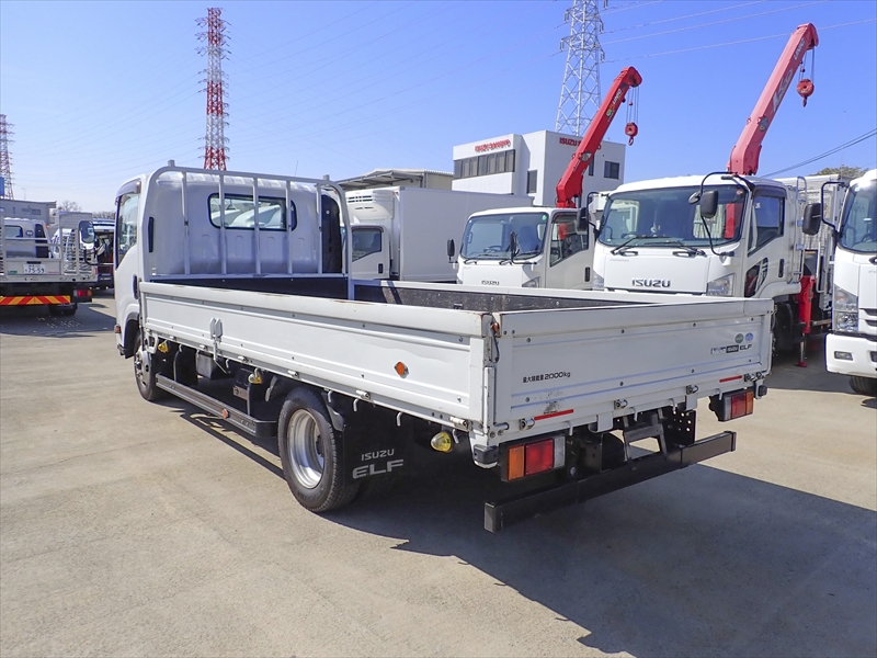 【352653】木製完成平ボディ　下回り塗装済み|中古トラックの販売・買取・査定のアイナビ