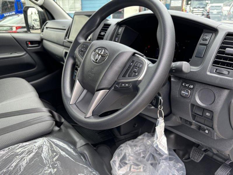 R8 ハイエース 中温冷凍バン 未使用 TECS トヨタ車体|中古トラックの販売・買取・査定のアイナビ