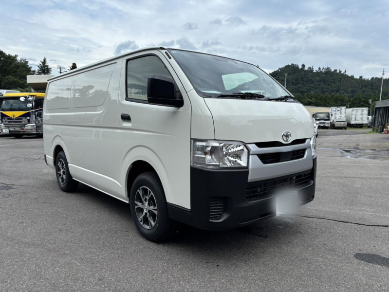 R8 ハイエース 中温冷凍バン 未使用 TECS トヨタ車体|中古トラックの販売・買取・査定のアイナビ