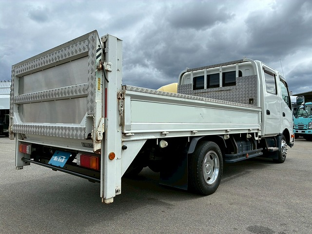 保証対象車両  Wキャブワンオーナー 乗車定員7人 後席PW|中古トラックの販売・買取・査定のアイナビ