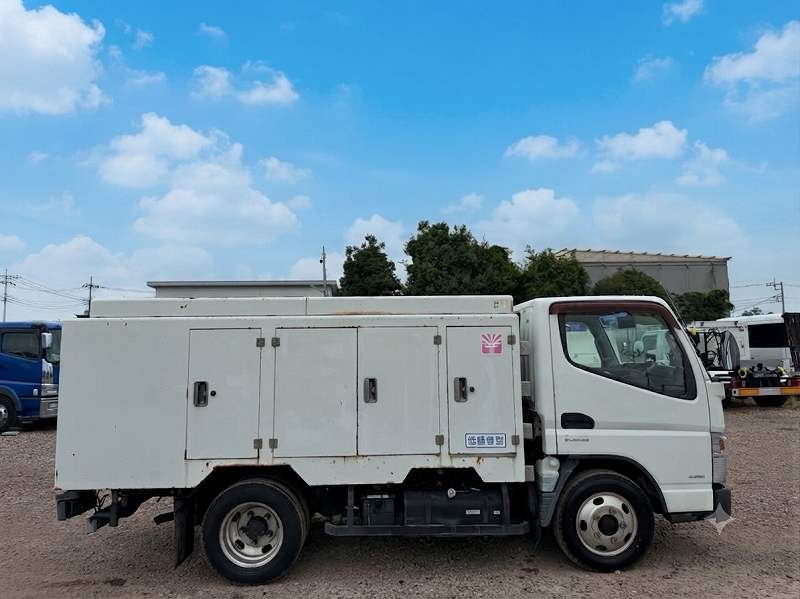 三菱ふそう キャンター シンショー製 高圧洗浄車 SJD3070|中古トラックの販売・買取・査定のアイナビ
