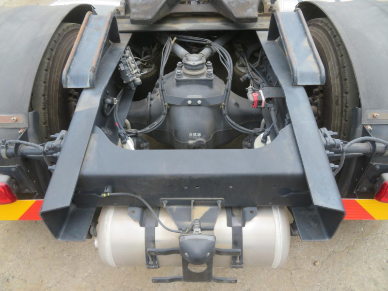 UD クオン トレーラーヘッド トラクタ 走行5万キロ台 460馬力|中古トラックの販売・買取・査定のアイナビ