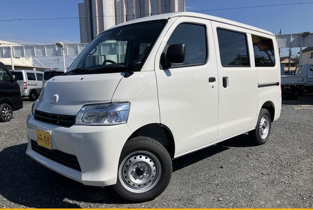 ダイハツ 商用バン グランマックスカーゴ|中古トラックの販売・買取・査定のアイナビ