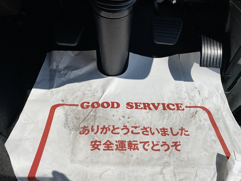 キャンター　標準ロング　全低床　アルミブロック　積載2,000kg|中古トラックの販売・買取・査定のアイナビ